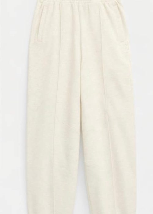 5CF8B09E-CDFD-4AE9-BC45-76D4C78A4148